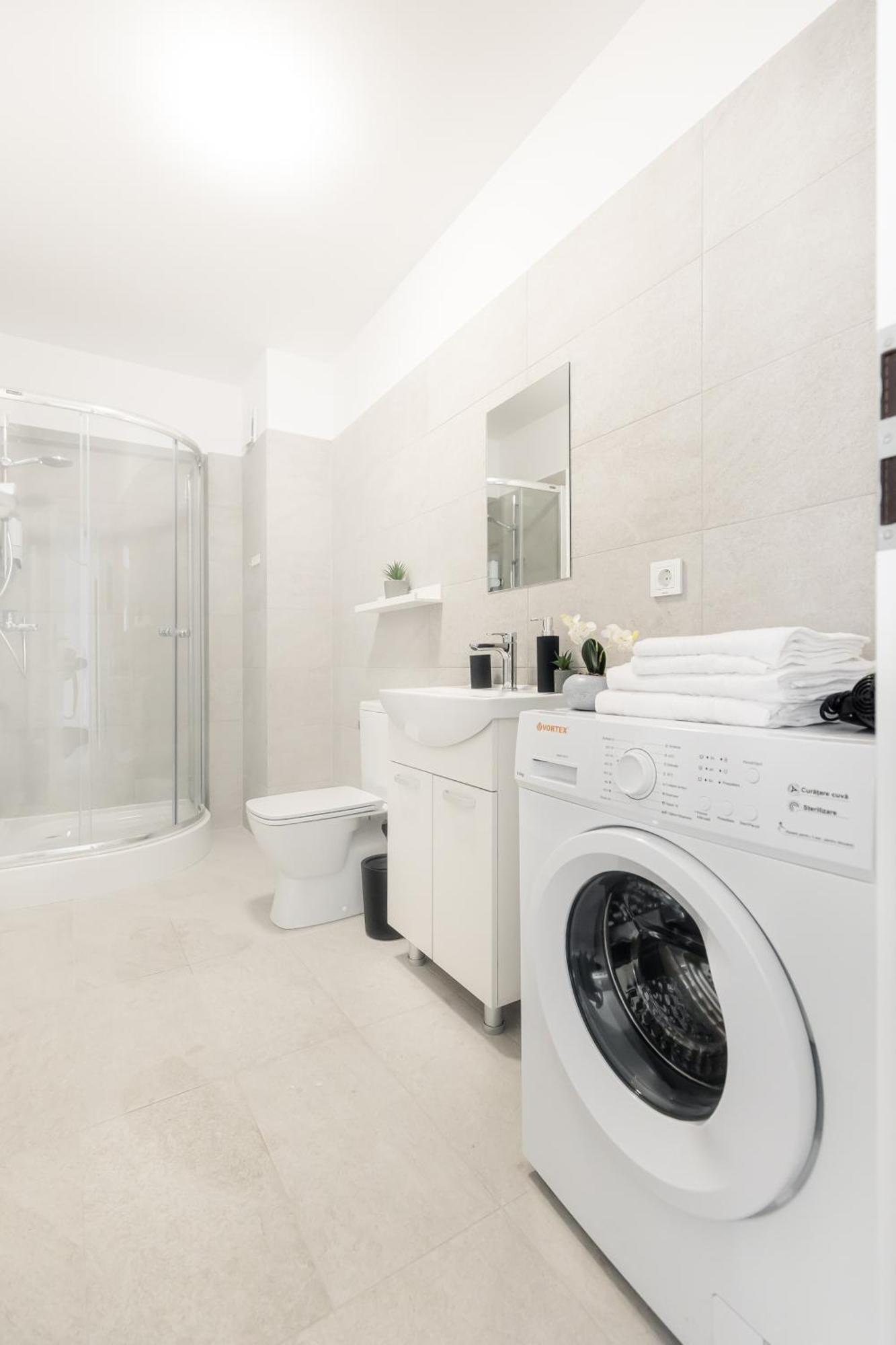 Simplicity Apartments ブカレスト エクステリア 写真